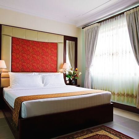 Hotel Luxury World Phnom Penh Ngoại thất bức ảnh