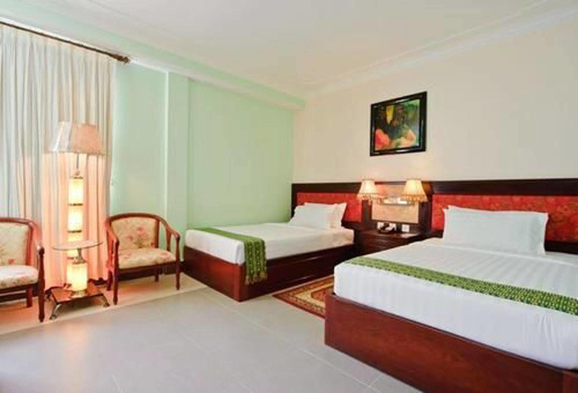 Hotel Luxury World Phnom Penh Ngoại thất bức ảnh