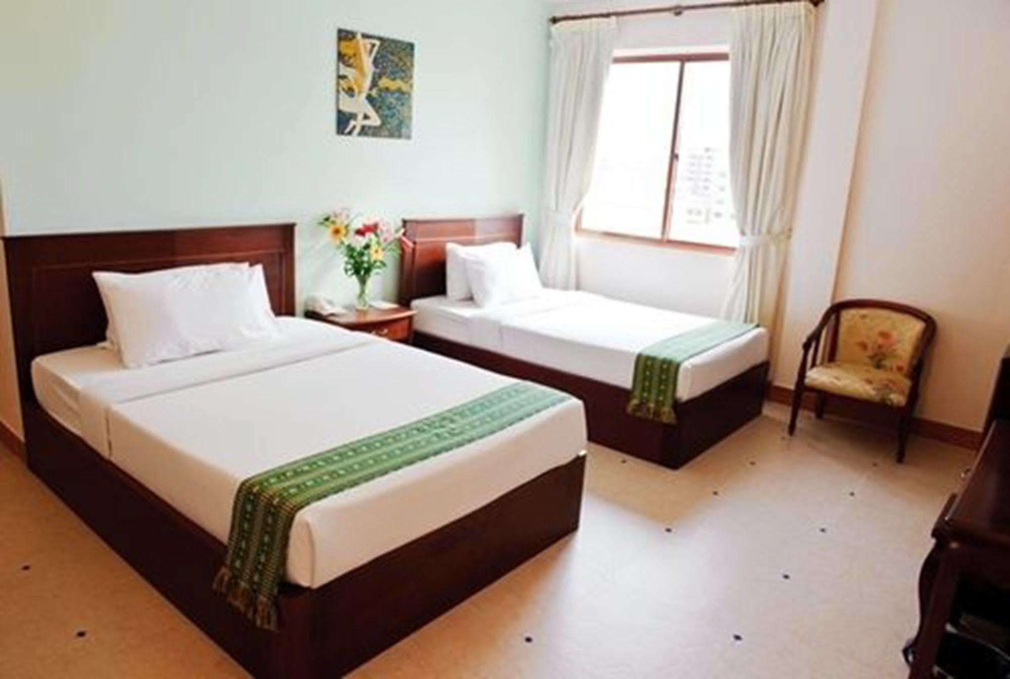Hotel Luxury World Phnom Penh Ngoại thất bức ảnh